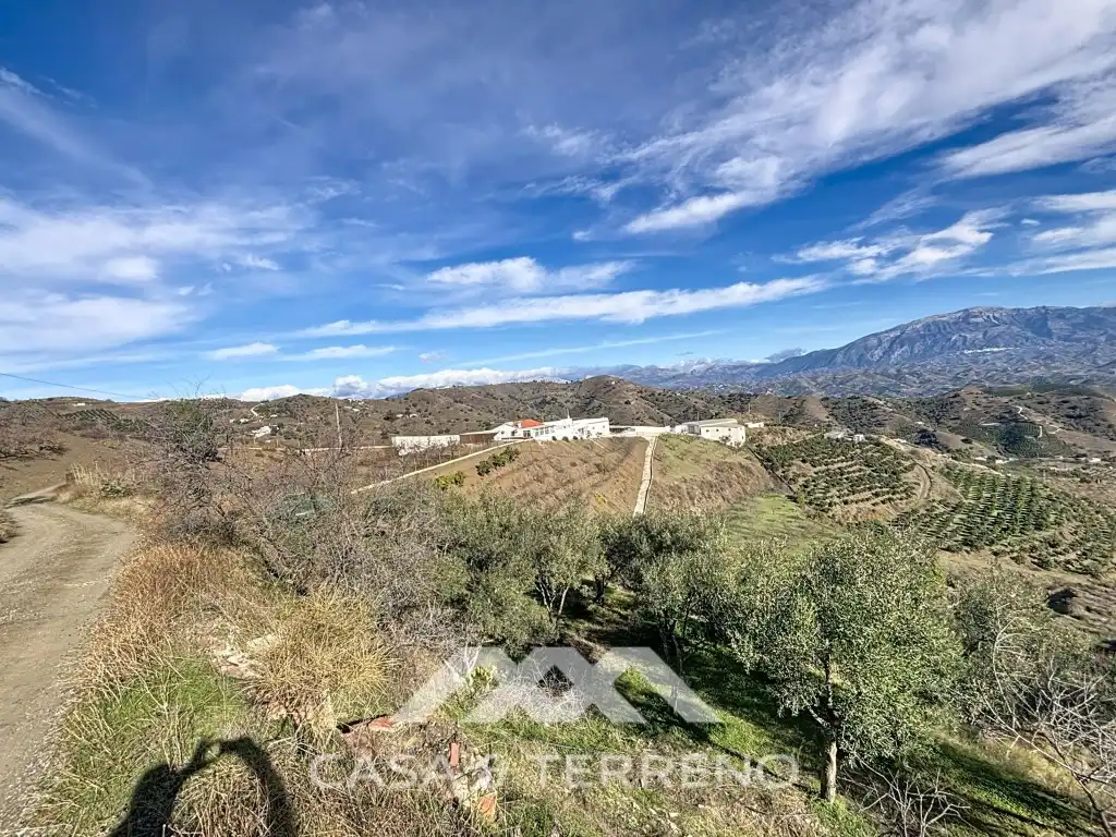 Vista exterior de Casa o chalet en venta en Macharaviaya con Aire acondicionado, Jardín privado y Terraza
