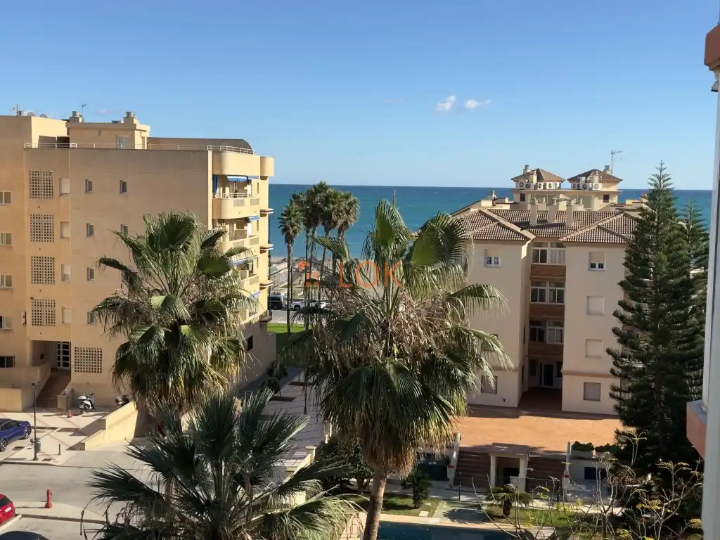 Vista exterior de Pis en venda en Torremolinos
