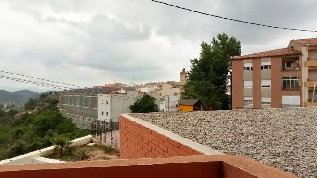 Vista exterior de Casa adosada en venta en Toràs con Terraza, Trastero y Horno