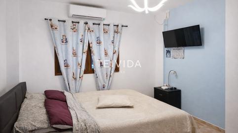 Foto 4 de Casa adosada en venda a Paseo Alcaraván, Costa del Silencio, Arona