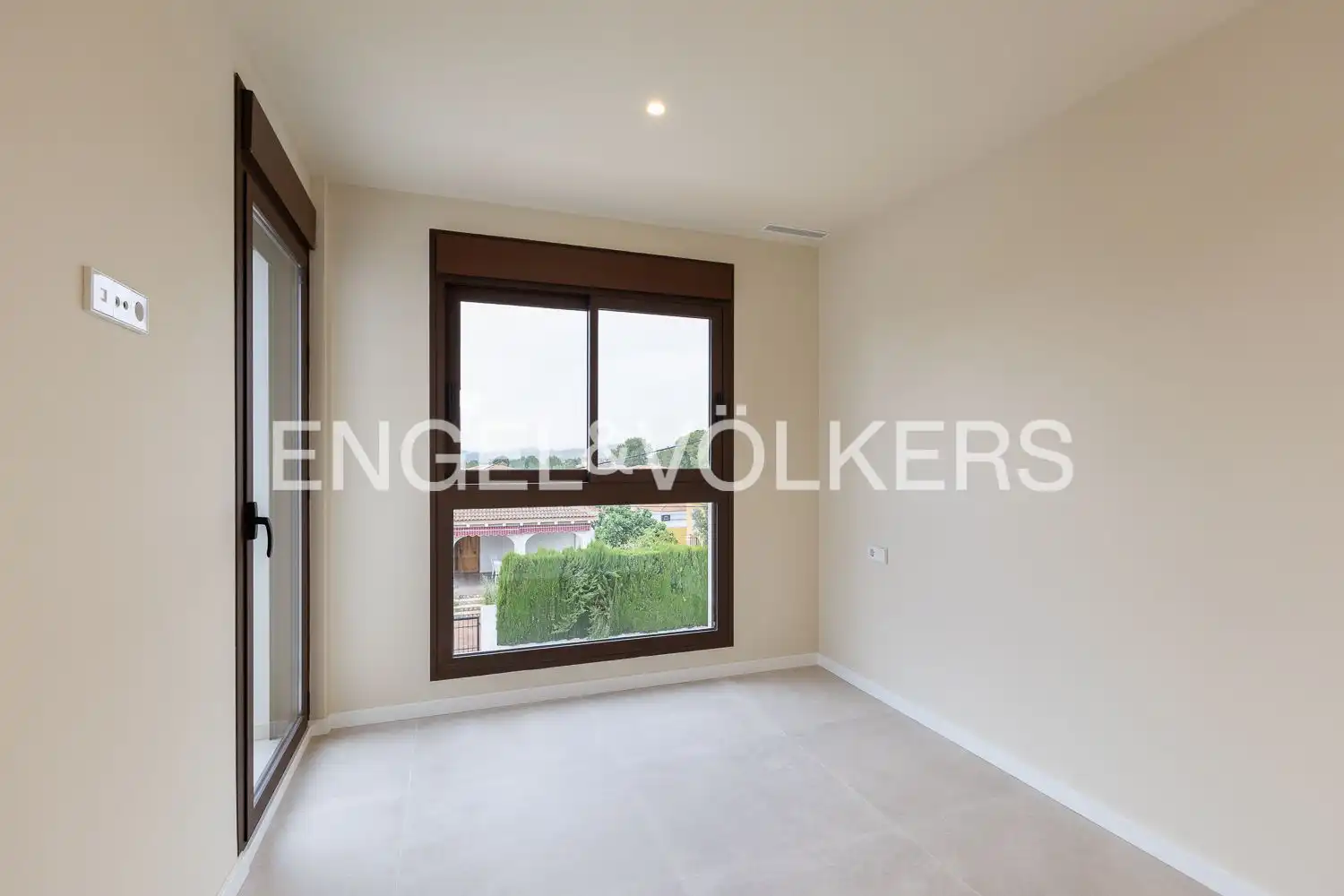 Bedroom of Houses for sale in L'Eliana  with Air Conditioner, Heating and Private garden
