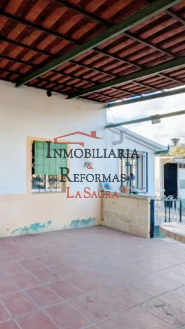 Vista exterior de Finca rústica en venta en Talayuela con Jardín privado, Terraza y Amueblado