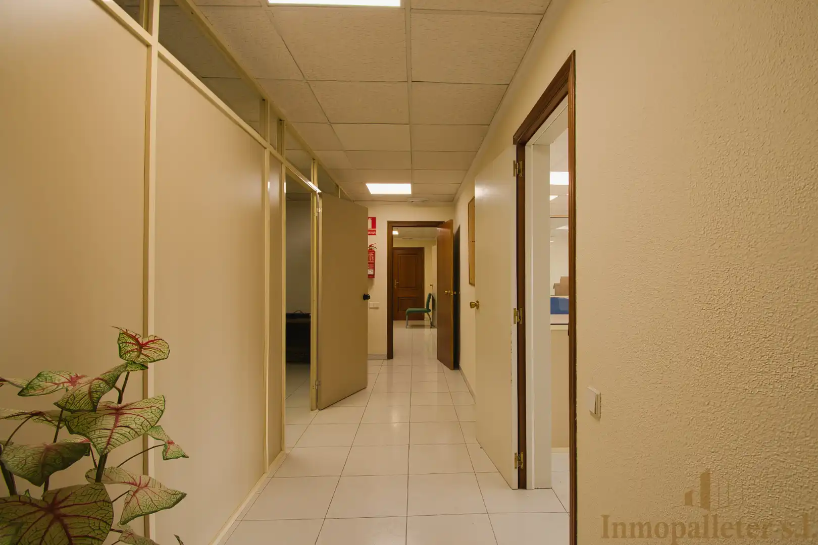 Büro zum Verkauf in Valencia mit Klimaanlage und Möbliert