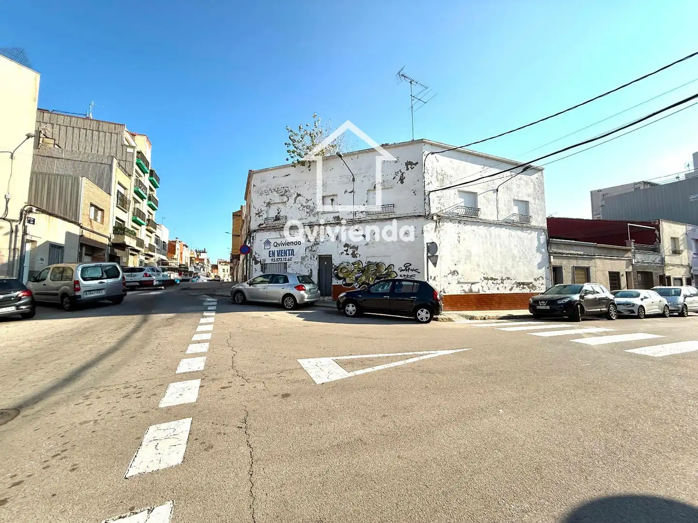 Außenansicht von Residential zum Verkauf in Terrassa
