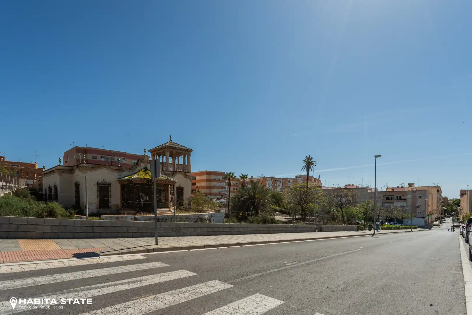 Außenansicht von Residential zum Verkauf in Almería