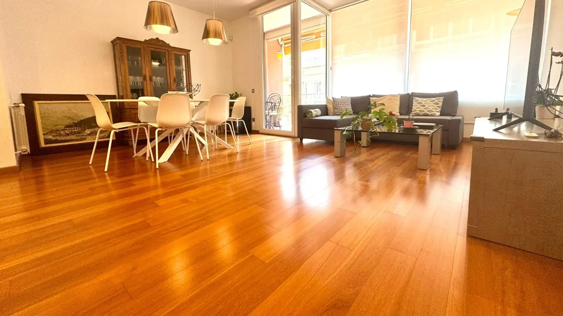 Sala de estar de Piso en venta en Barcelona con Aire acondicionado, Calefacción y Parquet