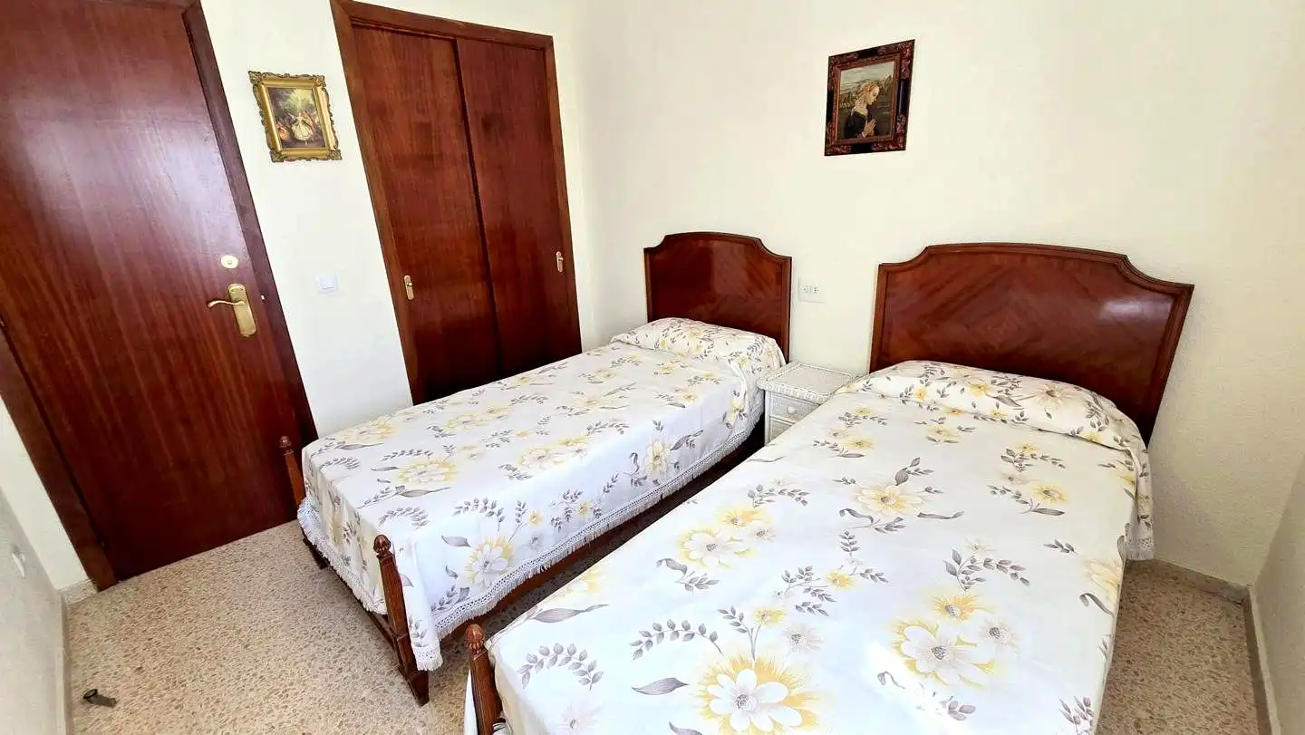 Schlafzimmer von Wohnungen zum Verkauf in Gandia mit Klimaanlage, Terrasse und Möbliert