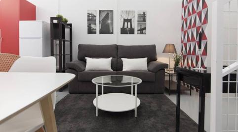 Photo 3 of Apartment to rent in Pueblo Nuevo, Madrid