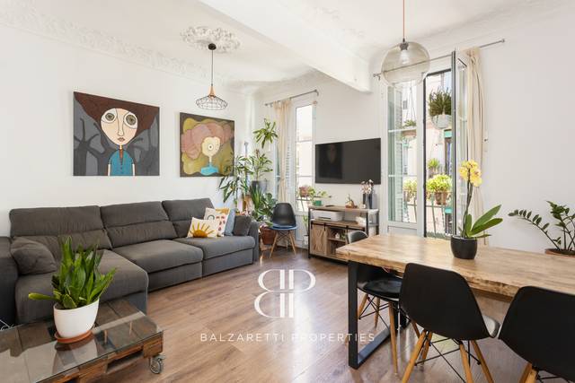 Piso en Venta en Carrer de Salvà en El Poble Sec - Parc de Montjuïc