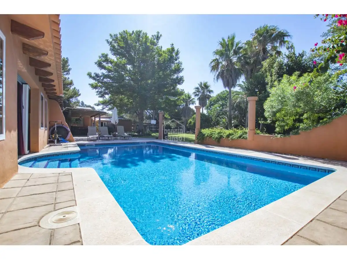 Casa rústica amb piscina en venda a Llucmaçanes, imagen 4