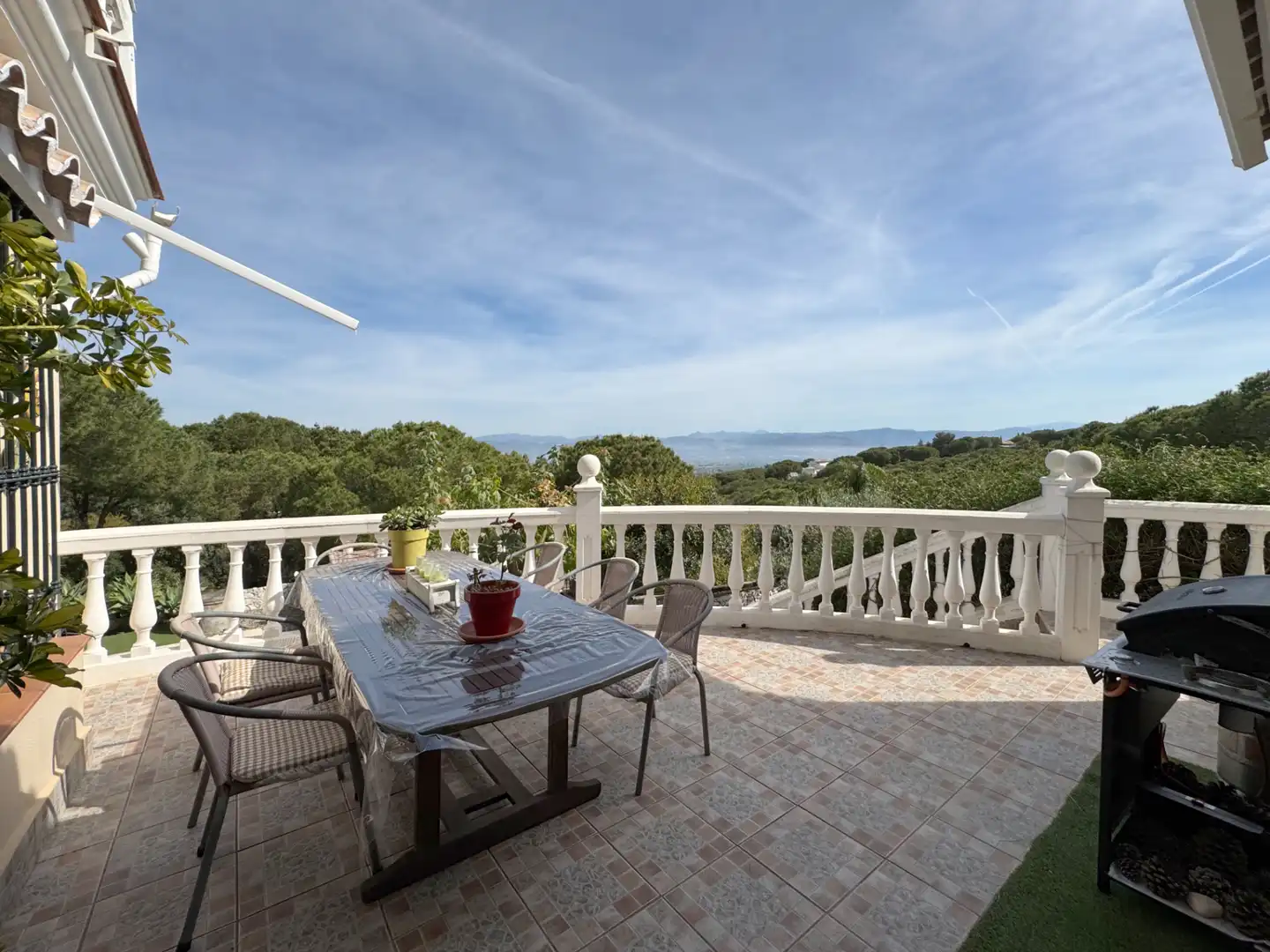 Terrassa de Casa o xalet en venda en Alhaurín de la Torre amb Aire condicionat, Calefacció i Jardí privat