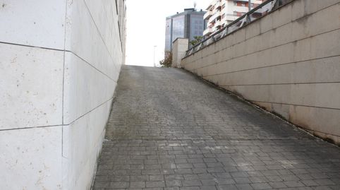 Foto 2 de Garaje de alquiler en Calle Teruel, Los Lirios, Logroño