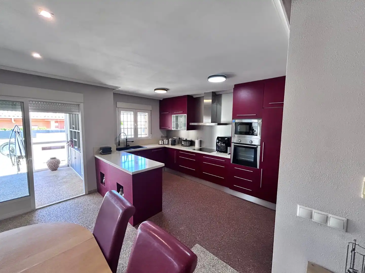 Cocina de Casa o chalet en venta en La Romana con Calefacción, Jardín privado y Terraza