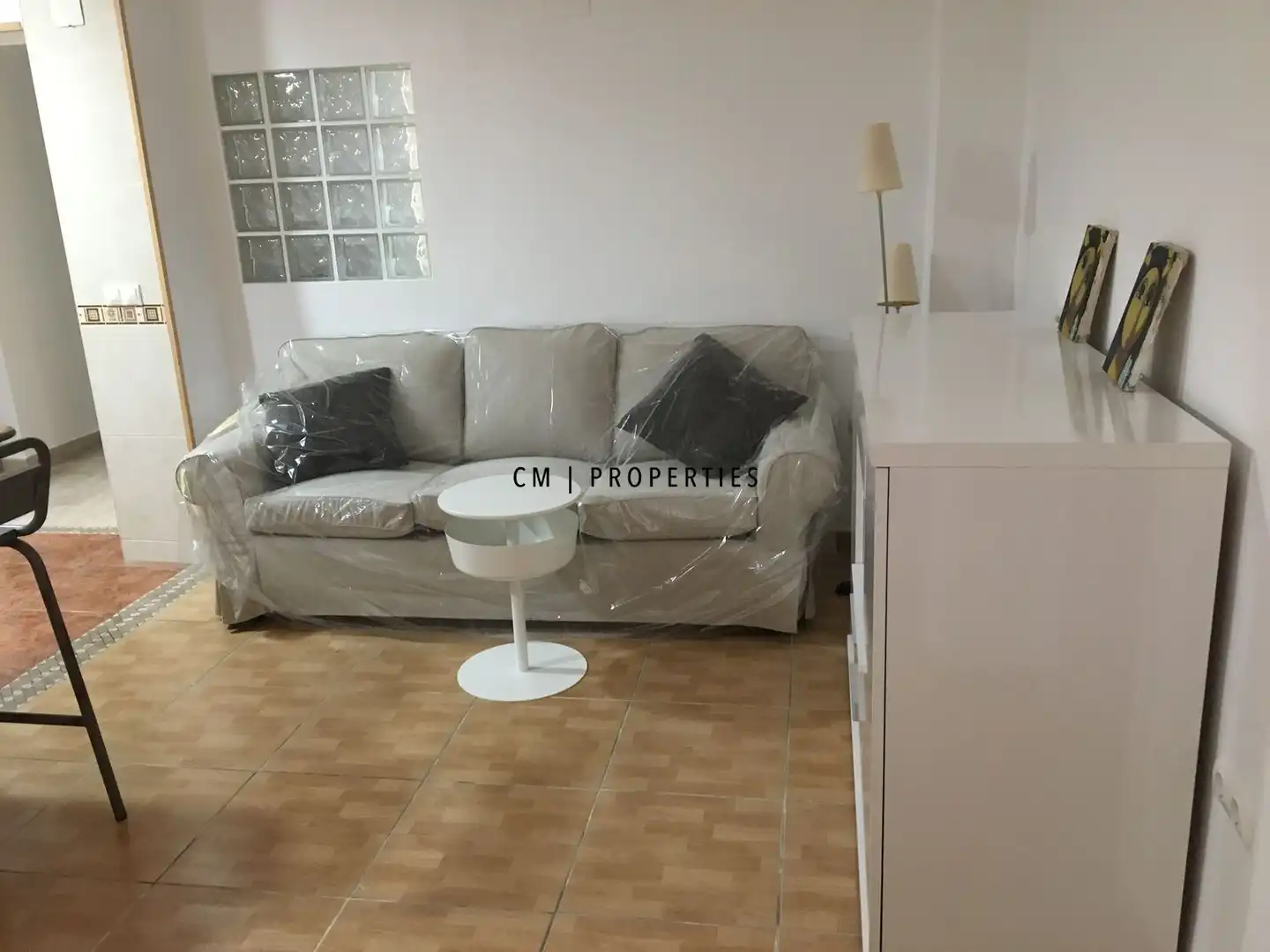Sala d'estar de Pis en venda en Valencia amb Moblat i Forn
