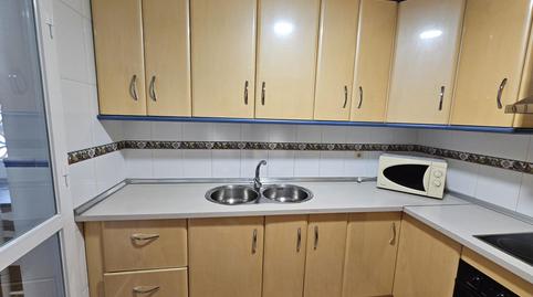 Foto 4 de Piso de alquiler en Coín, Málaga