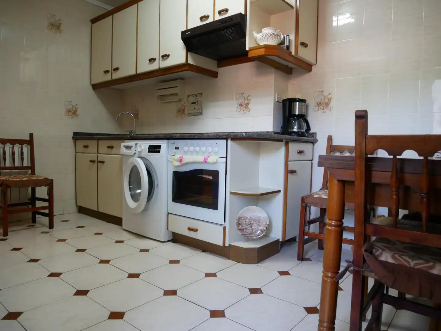 Cocina de Piso en venta en Basauri  con Calefacción y Balcón