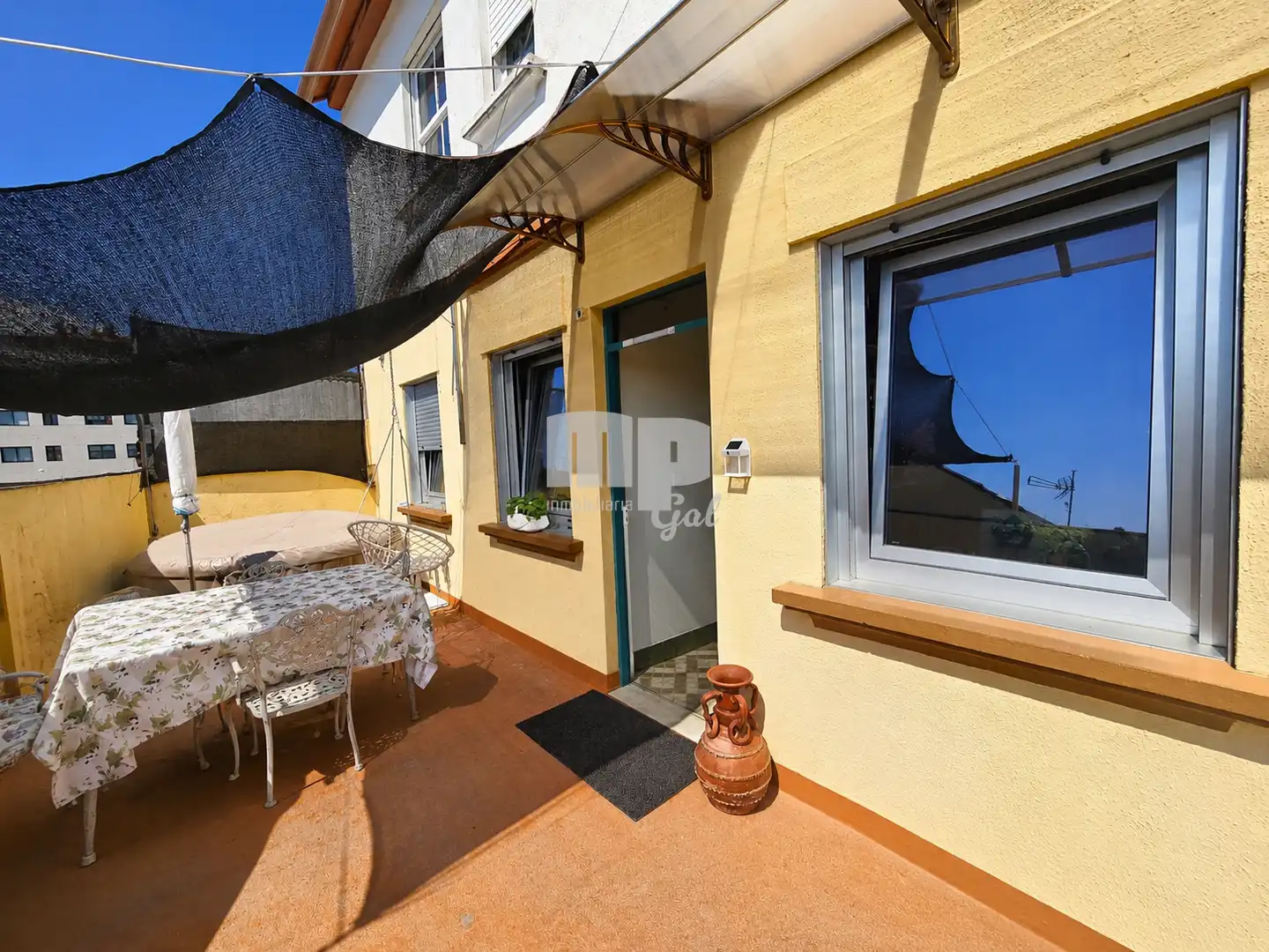 Balcony of Houses for sale in Comesaña - Matamá