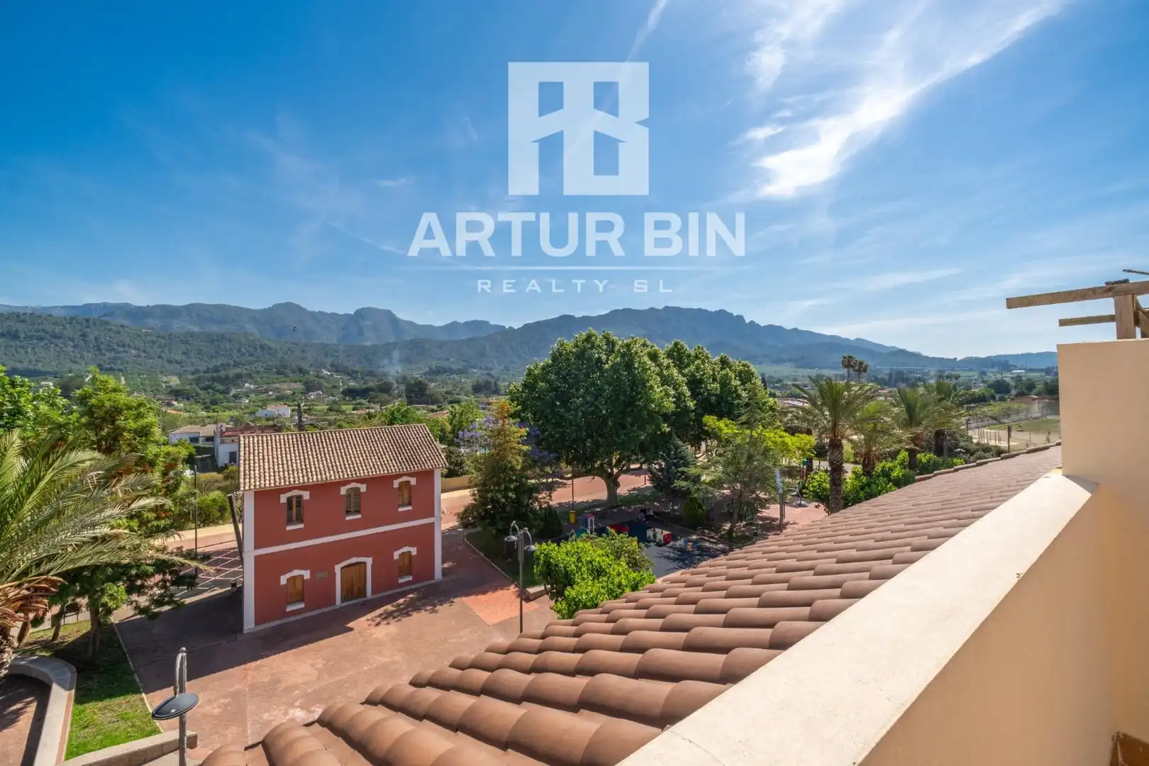 Vista exterior de Casa adosada en venta en Alzira con Aire acondicionado, Calefacción y Terraza