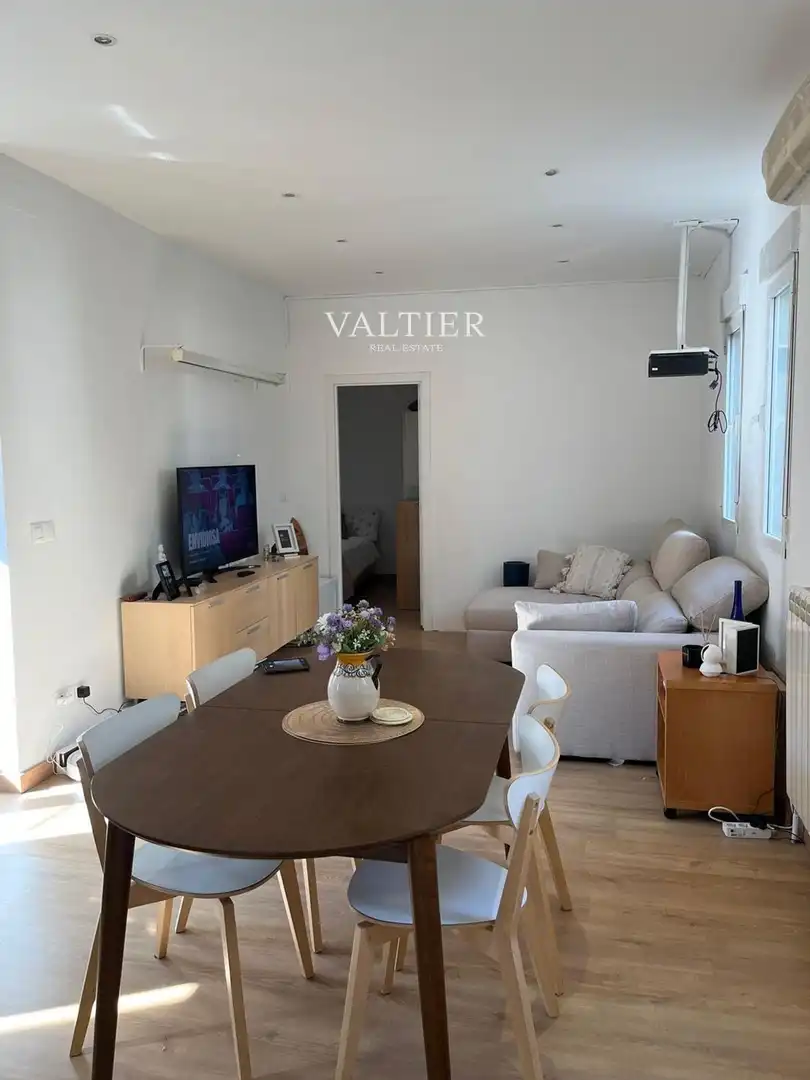 Sala de estar de Piso de alquiler en  Madrid Capital con Aire acondicionado y Amueblado