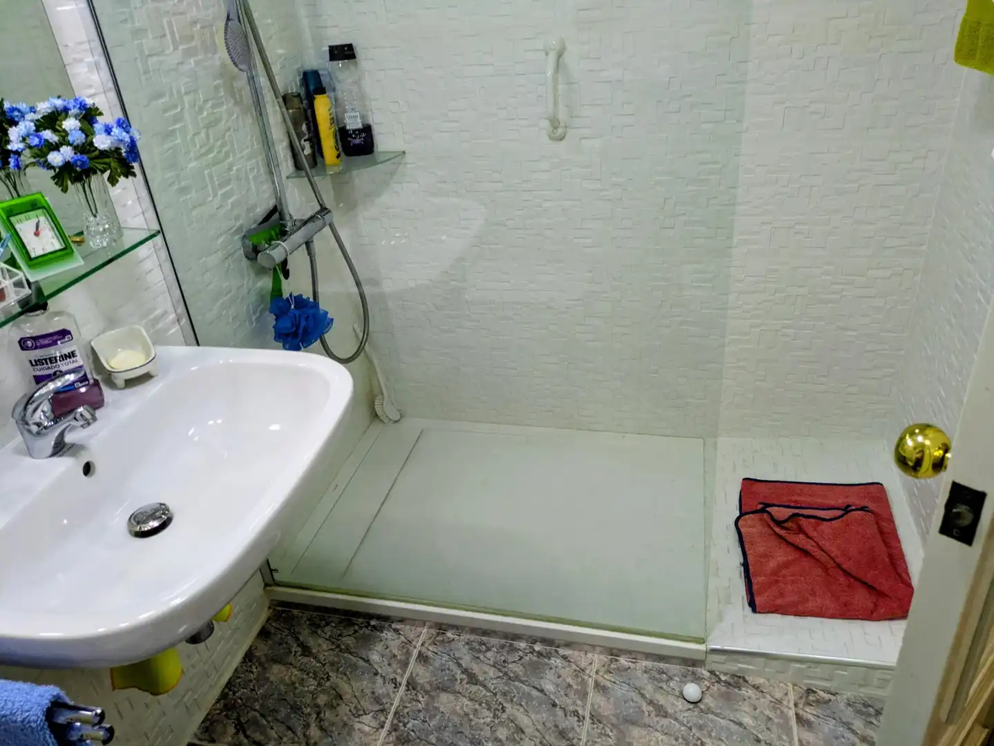 Bathroom of Apartments for sale in Cullera  with Terrace, Furnished and Community pool