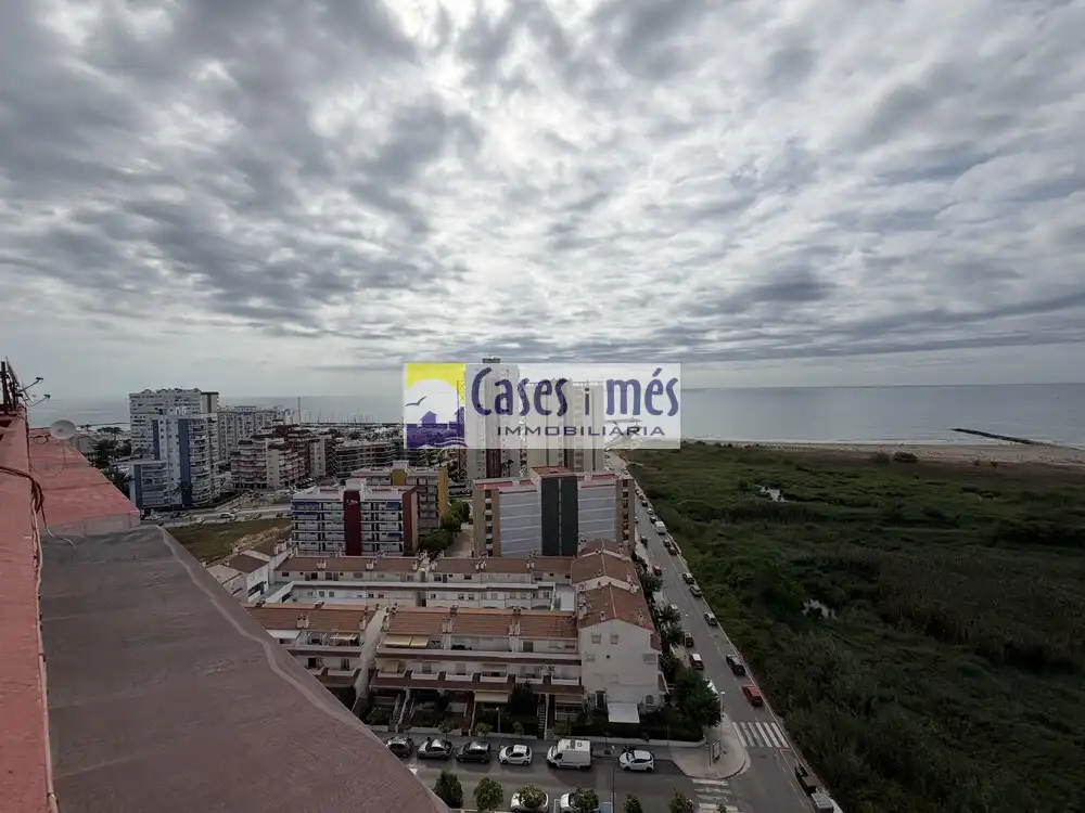 Piso en venta en La Pobla de Farnals con Balcón y Piscina comunitaria
