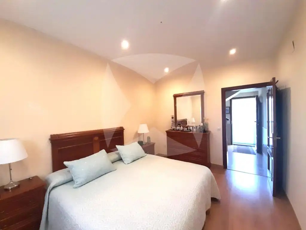 Dormitori de Casa o xalet en venda en Badajoz amb Aire condicionat, Jardí privat i Traster