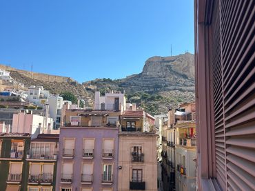 Piso con ascensor en venta en Rambla Mendez Núñez