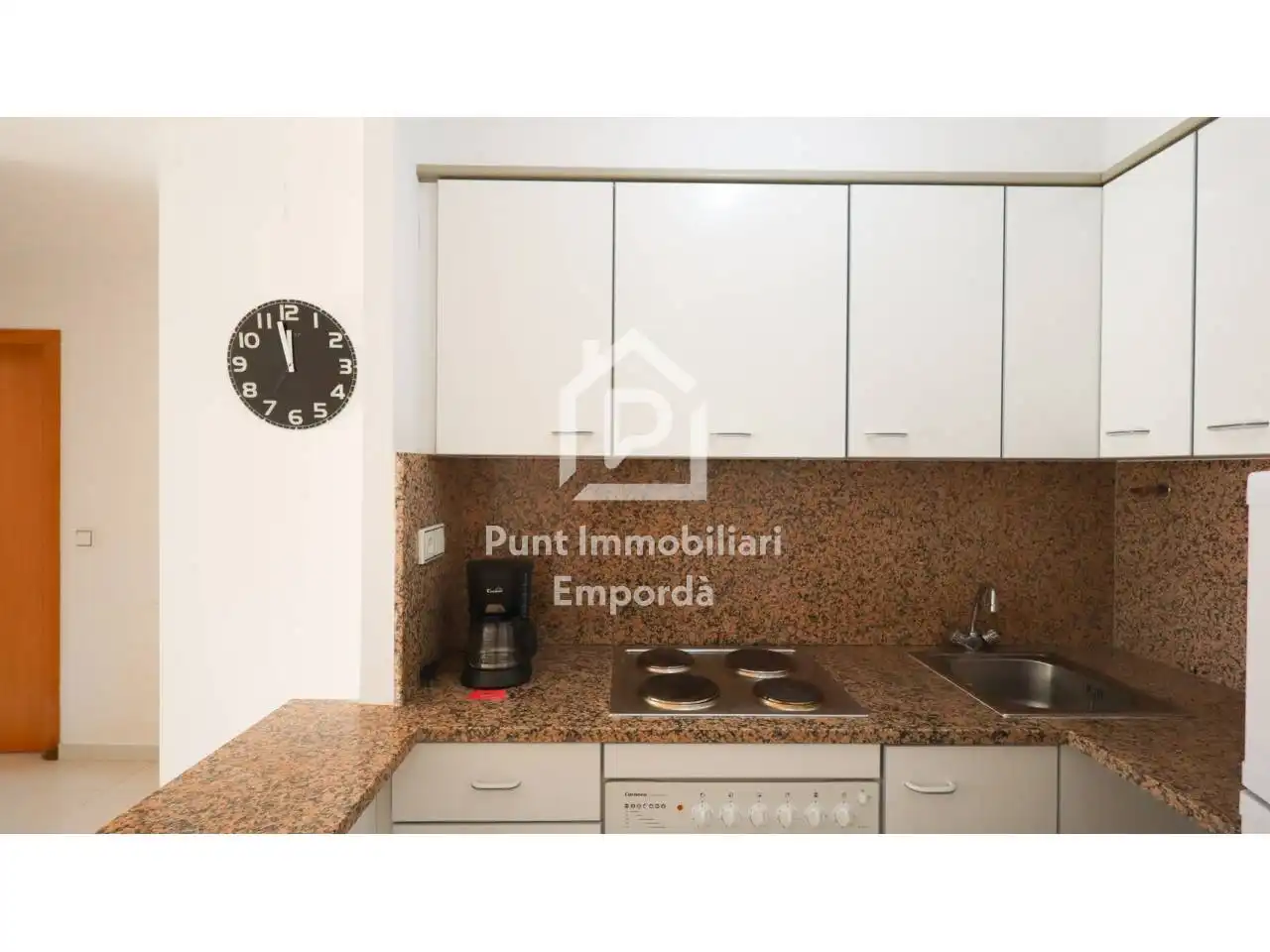 Cuina de Apartament en venda en Llançà amb Aire condicionat, Calefacció i Terrassa