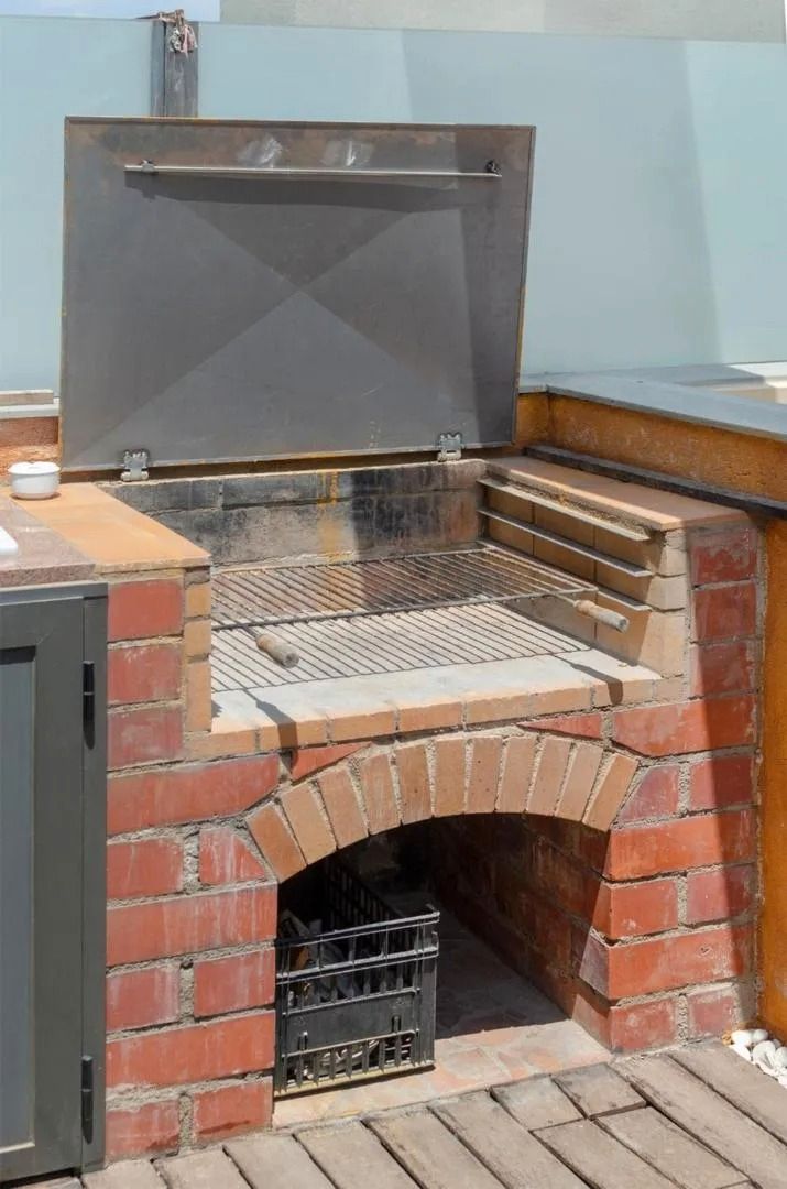 Exterior view of Attic for sale in Girona Capital  with Air Conditioner, Heating and Parquet flooring