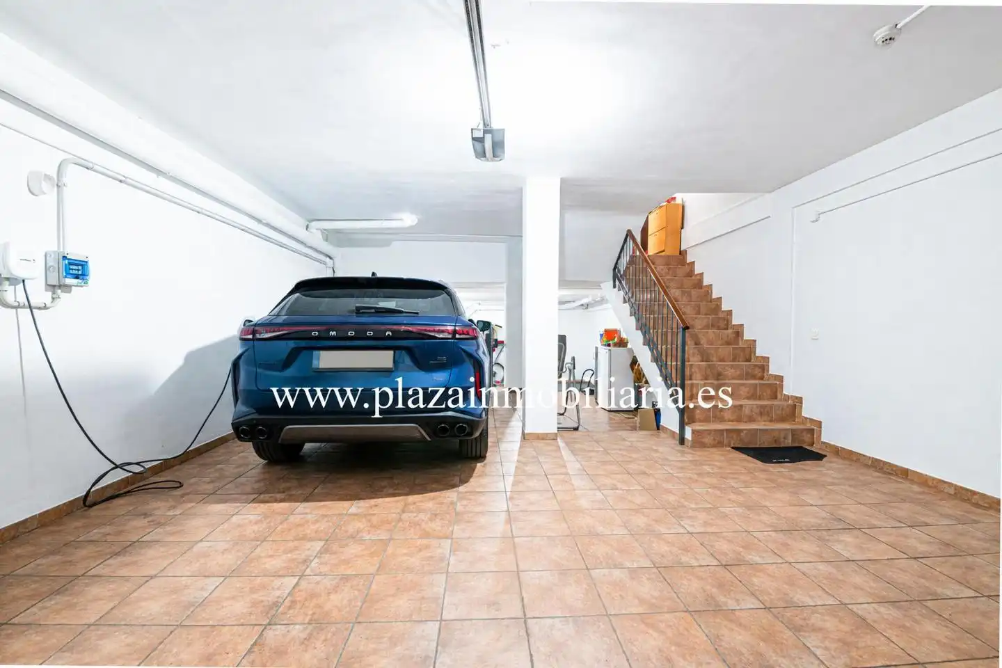 Parking of Houses for sale in Lucena  with Air Conditioner, Terrace and Storage room