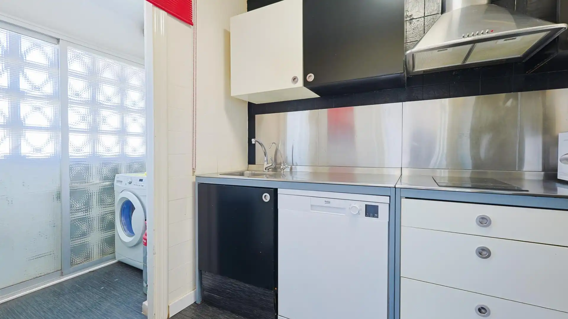 Cuina de Pis en venda en Alicante / Alacant amb Aire condicionat, Calefacció i Jardí privat