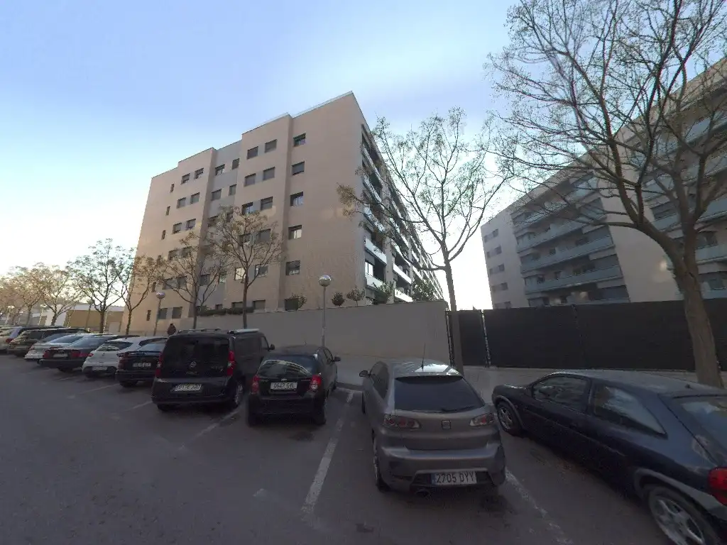 Pis amb piscina en venda a C/ Albert Porqueras