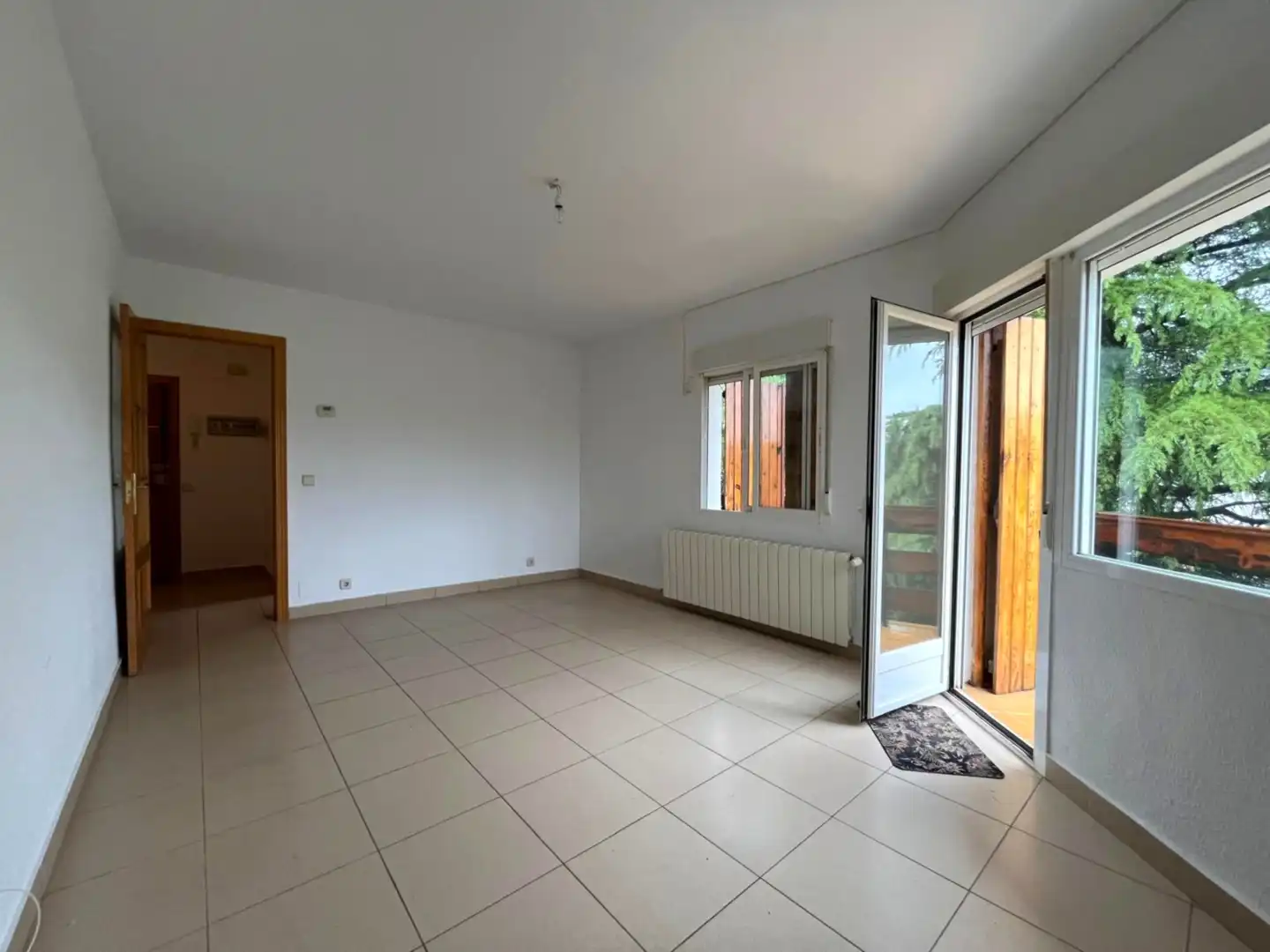 Sala d'estar de Pis en venda en Guadarrama amb Calefacció, Jardí privat i Terrassa