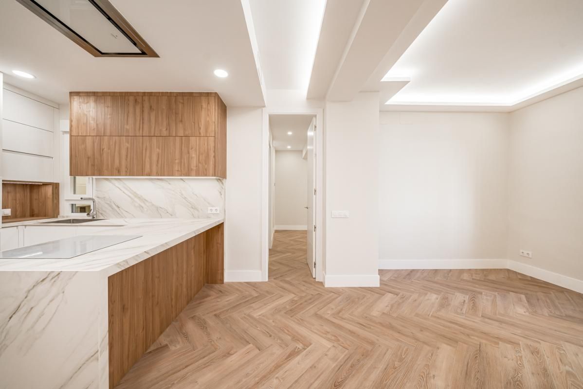 Cuina de Pis en venda en  Madrid Capital amb Aire condicionat, Calefacció i Moblat