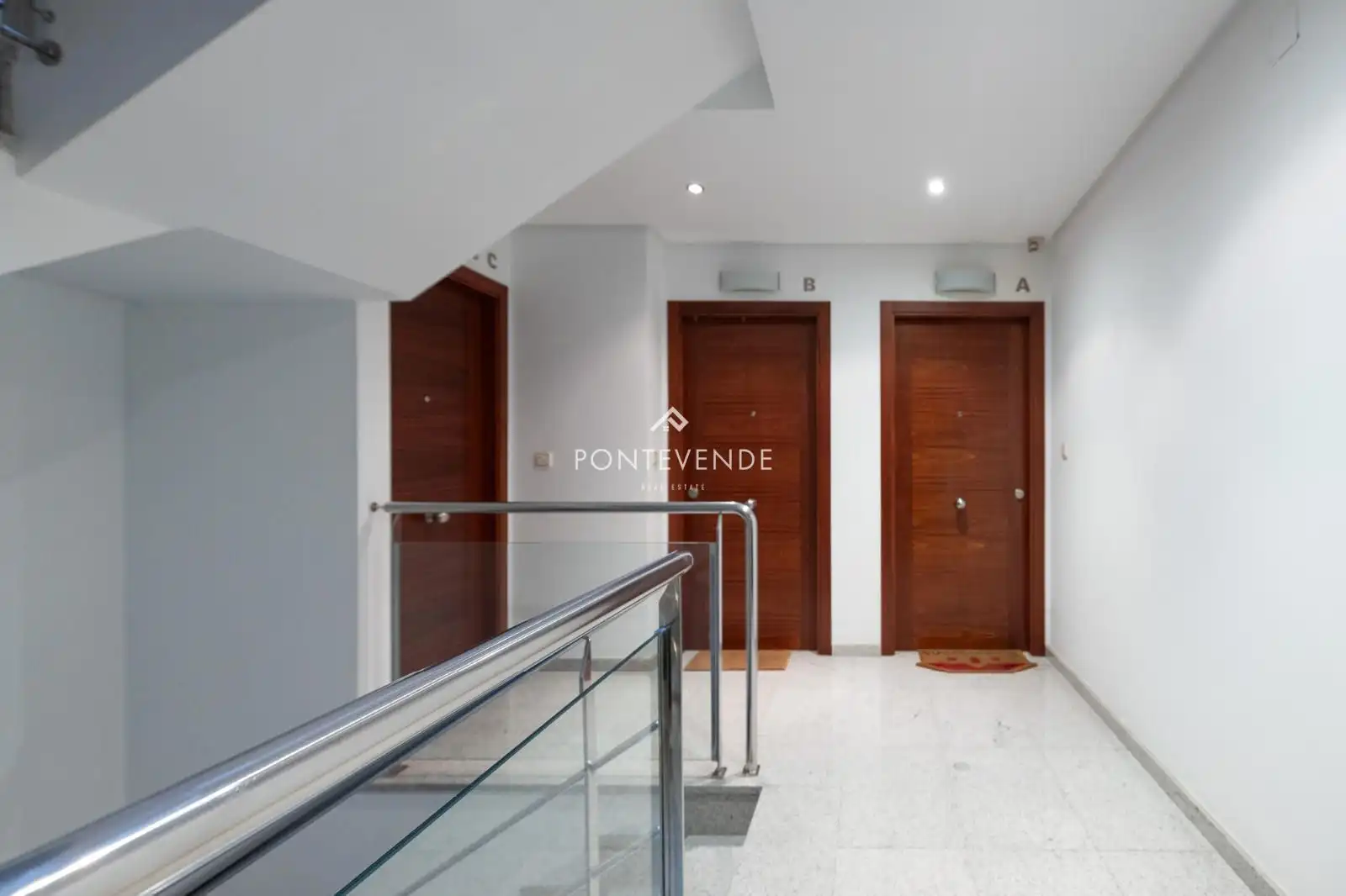 Wohnung zum Verkauf in Vigo  mit Heizung, Terrasse und Abstellraum