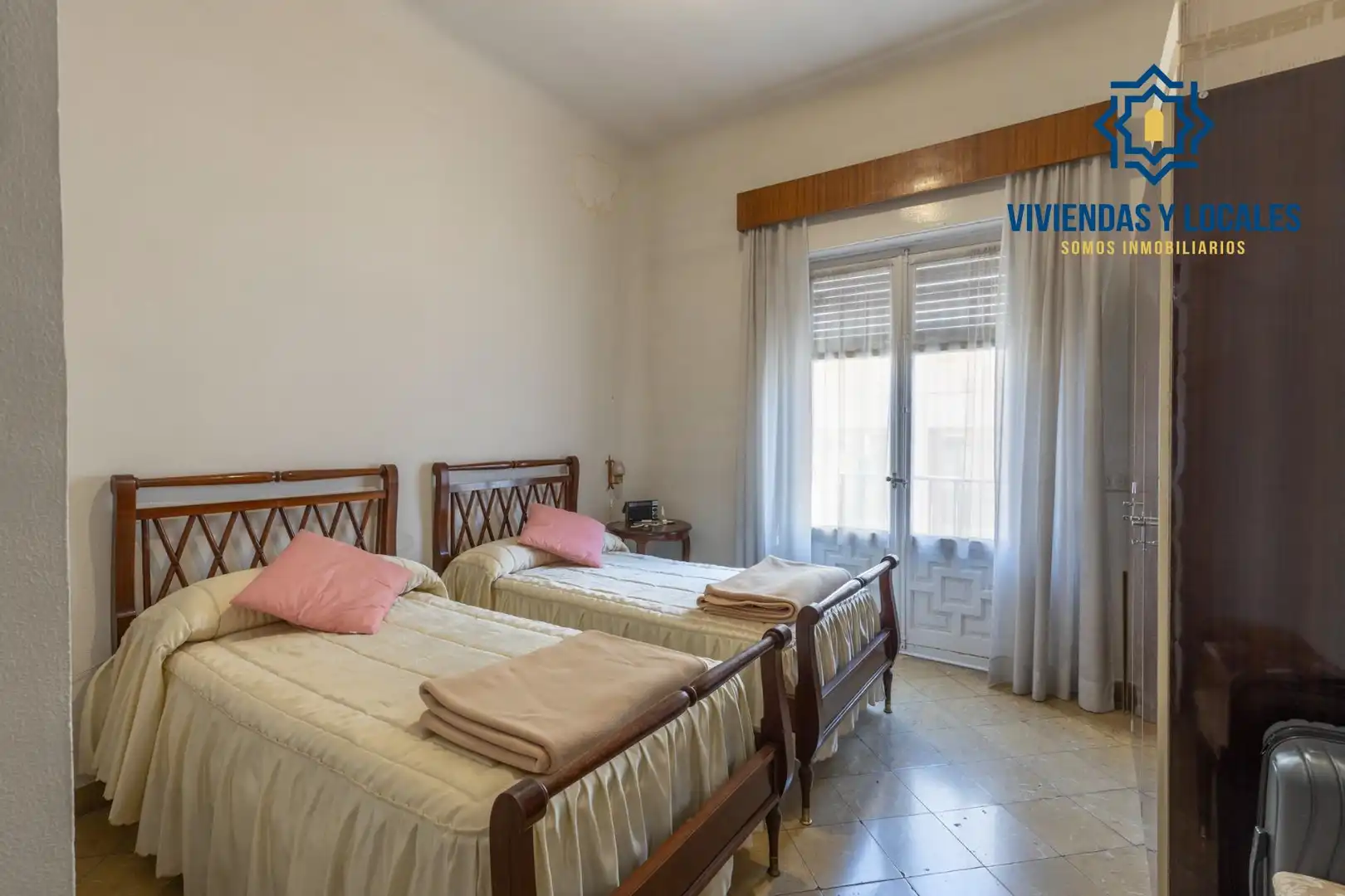 Piso con ascensor en venta en Calle ANGEL GANIVET, imagen 27