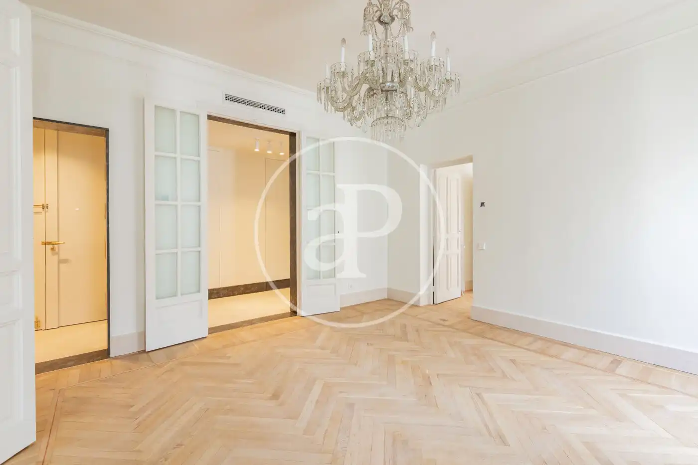 Sala de estar de Piso de alquiler en  Madrid Capital con Aire acondicionado, Calefacción y Amueblado