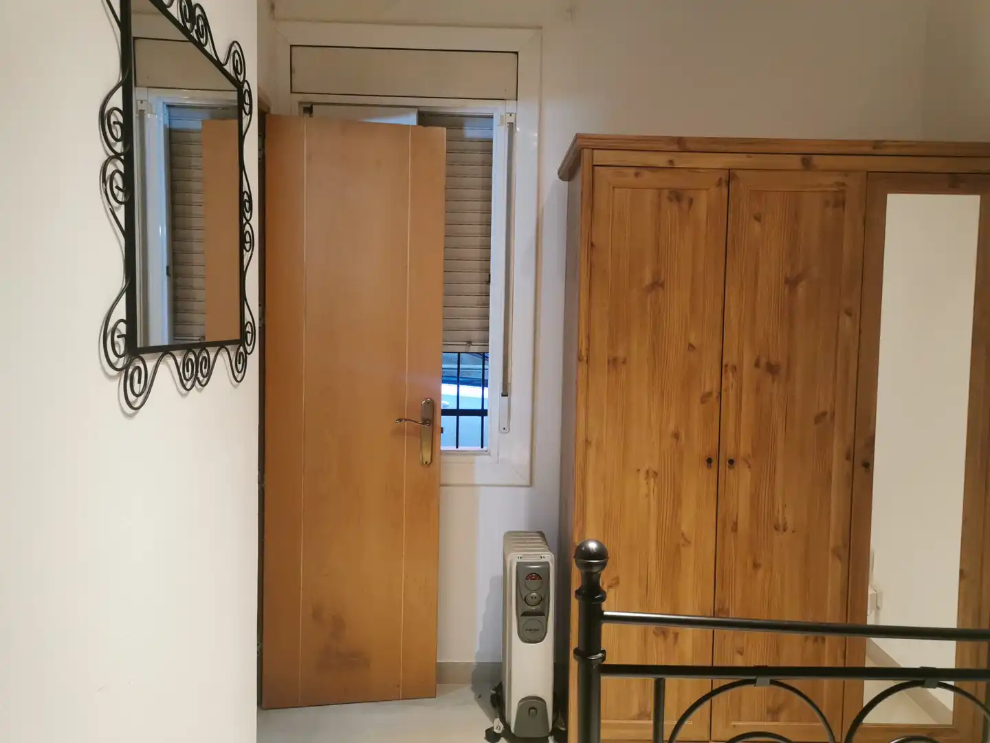 Bedroom of Flat for rent in Barcelona  with Air Conditioner, Parquet flooring and Furnished