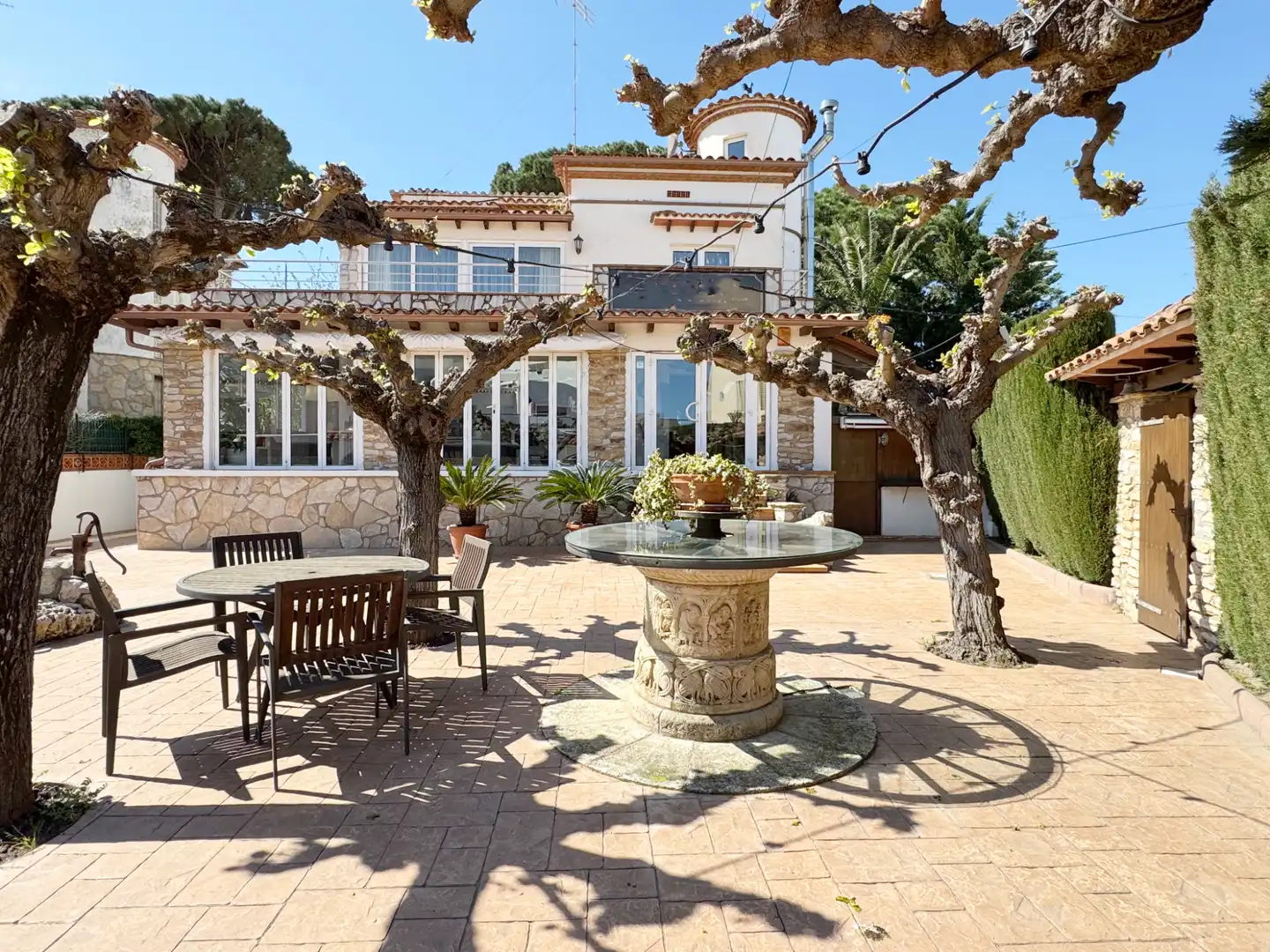 Chalet con piscina en venta en Carrer de Figueres 1, imagen 5