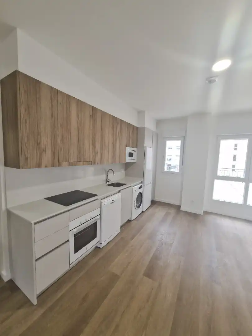Apartament de lloguer a Calle Caleiro, 28, El Carbayedo - El Quirinal
