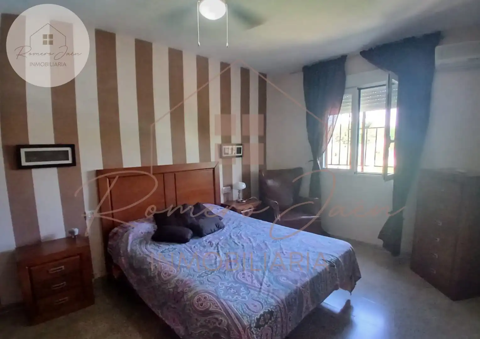 Bedroom of Houses for sale in Jaén  with Air Conditioner, Private garden and Terrace