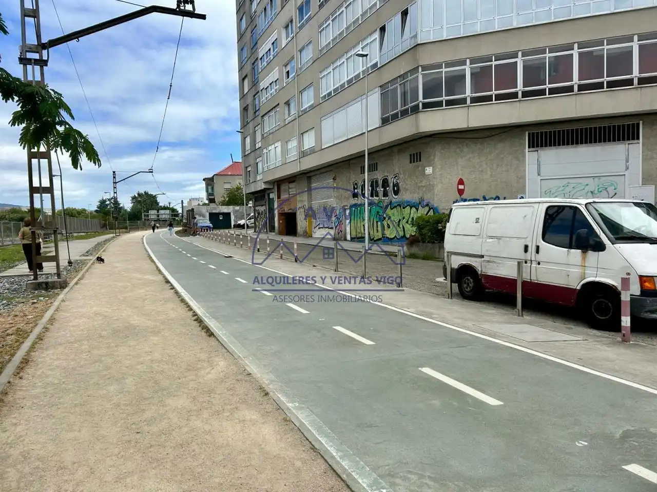 Vista exterior de Pis en venda en Vigo  amb Parquet, Traster i Moblat