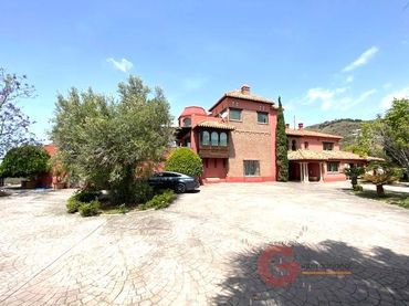 Xalet amb piscina en venda a Torrecuevas - Lomas del Gato