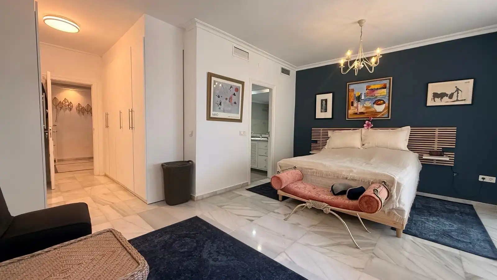 Dormitori de Apartament en venda en Fuengirola amb Aire condicionat, Terrassa i Traster
