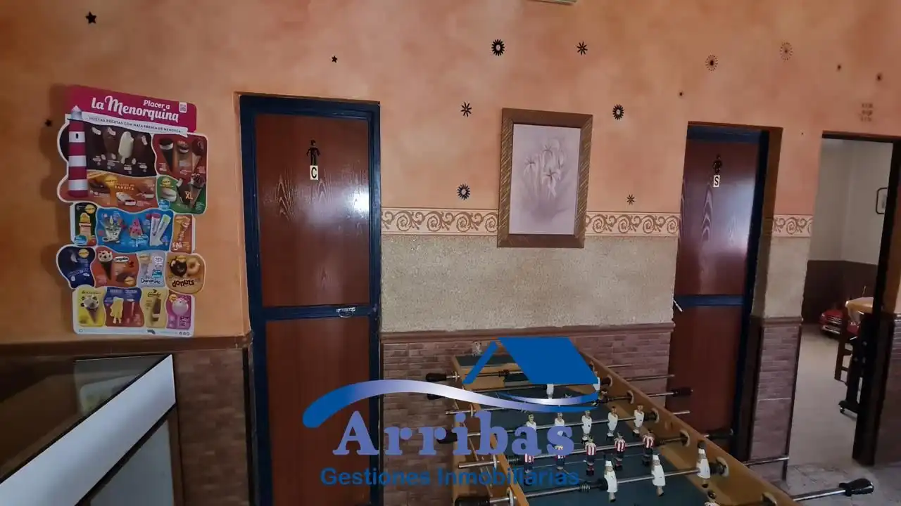 Local en venta en Escalona con Aire acondicionado y Calefacción