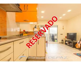 Cuina de Apartament en venda en Castelldefels amb Aire condicionat, Calefacció i Terrassa