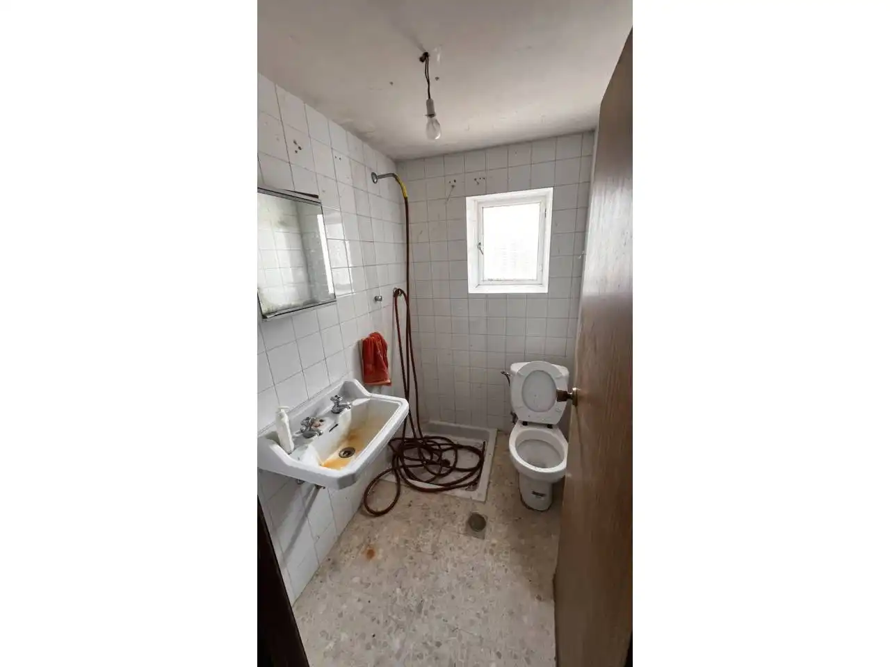 Bany de Casa o xalet en venda en Merindad de Montija amb Calefacció, Jardí privat i Parquet
