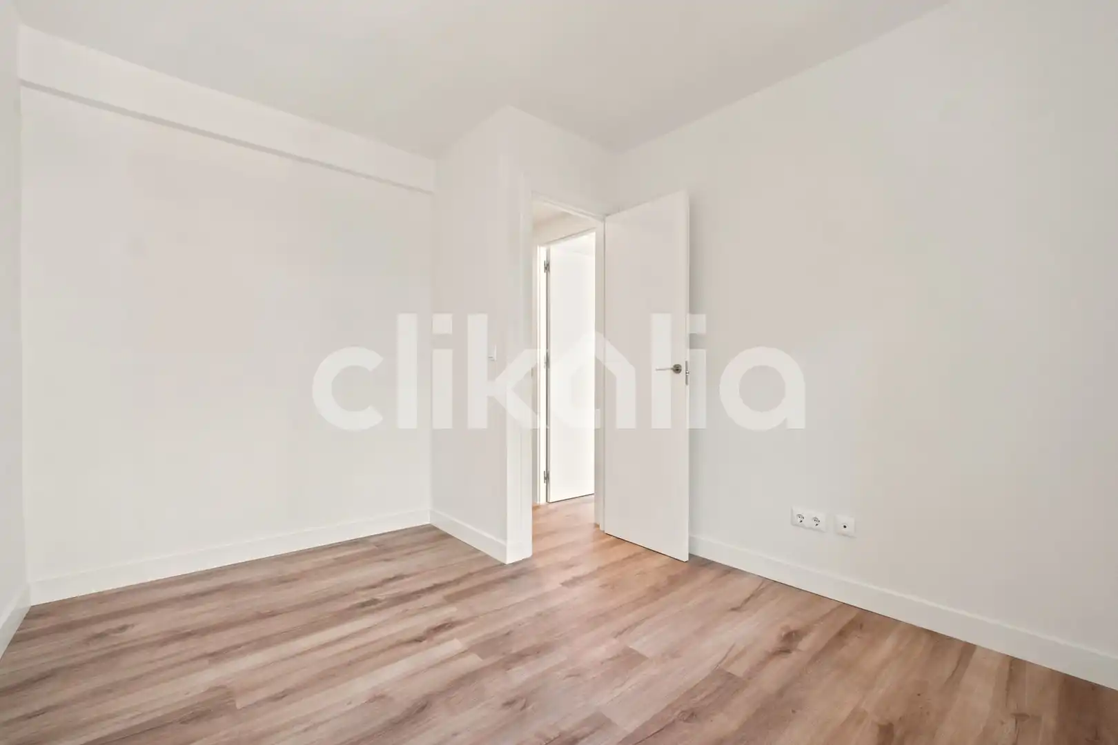 Habitación de Piso de alquiler en Madrid con Calefacción y Terraza