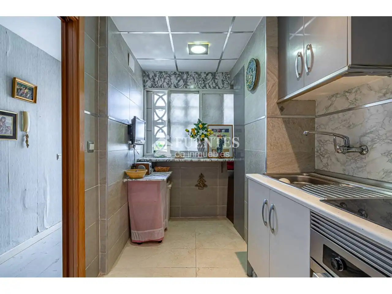 Kitchen of Flat for sale in Alicante / Alacant  with Furnished, Balcony and Alarm