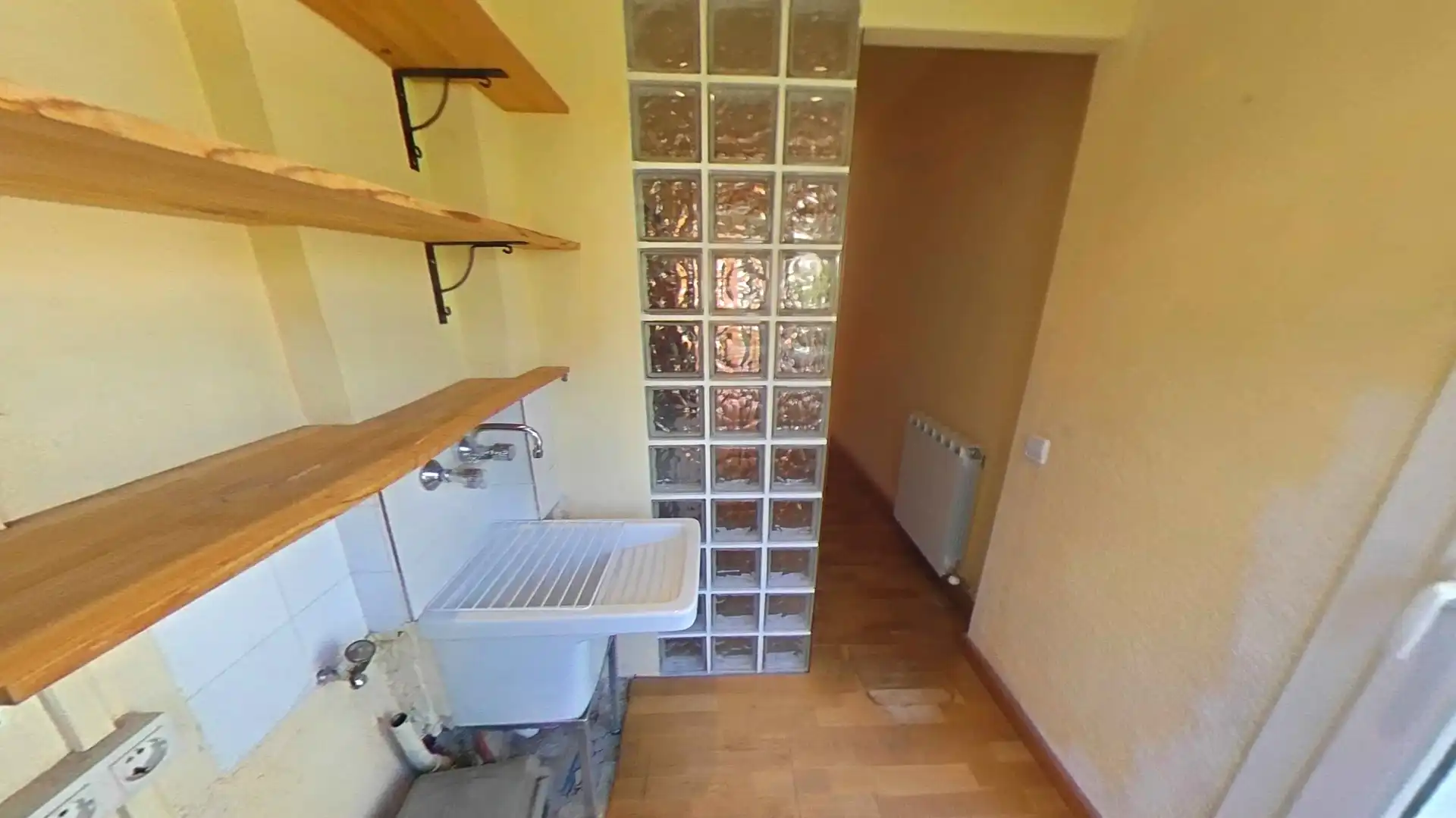 Apartamento en venta en Sant Joan de les Abadesses con Trastero y Balcón